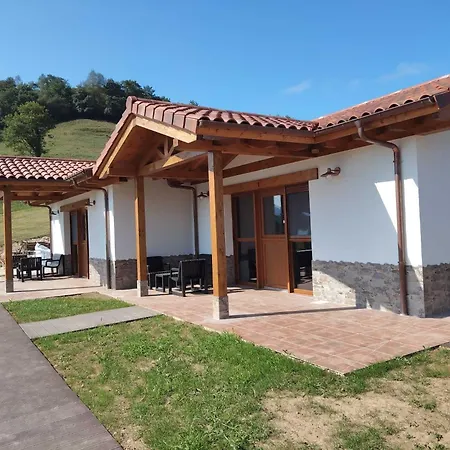Turisticos El Collau 아파트