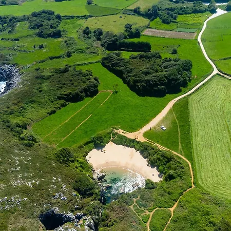 Turísticos El Collau La Robellada de Onis